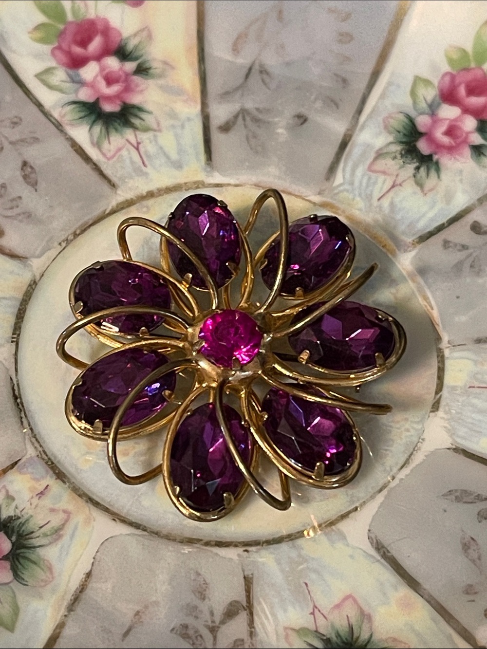Vintage Purple & Pink Glass Rhinestone Gold-Tone Spiral Flower Brooch